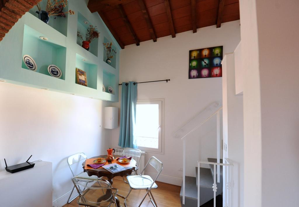 Acacia Firenze - Ciclamino Apartment Luaran gambar
